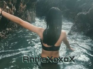 AnnieXoxoX