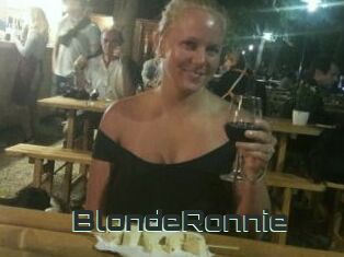 BlondeRonnie