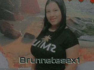 Brunnetesex1
