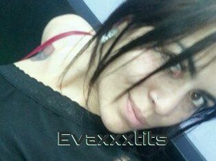 Evaxxxtits