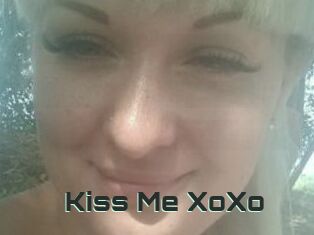Kiss_Me_XoXo