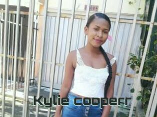 Kylie_cooperr