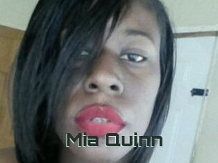 Mia_Quinn