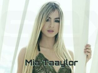 Mia_Taaylor