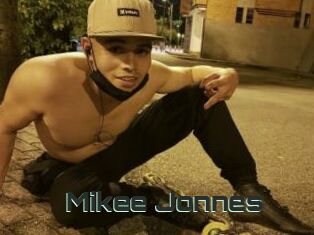 Mikee_Jonnes