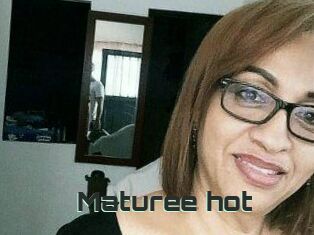 Maturee_hot