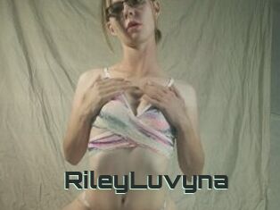RileyLuvyna