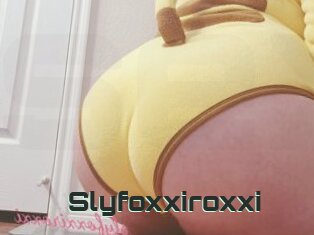 Slyfoxxiroxxi
